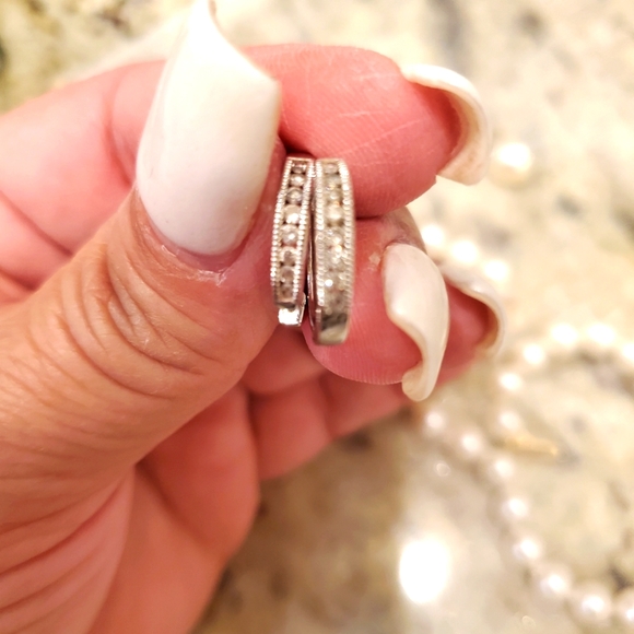 14k White Gold Earrings w Diamonds + Pearls Necklace added as a 🎁 bonus! - Picture 5 of 11